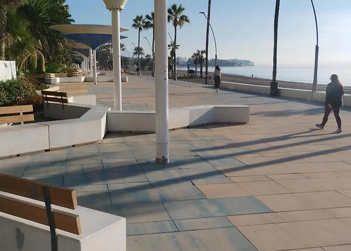 Bajo Frente Al Mar Estepona