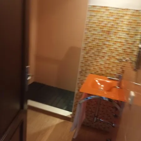 Bajo Frente Al Mar * Estepona